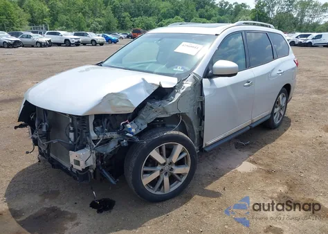 2013 Nissan Pathfinder Platinum из США, поврежденный, VIN 5N1AR2MM3DC660634